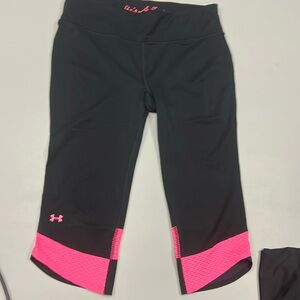 Underarmour capri workout pants like new